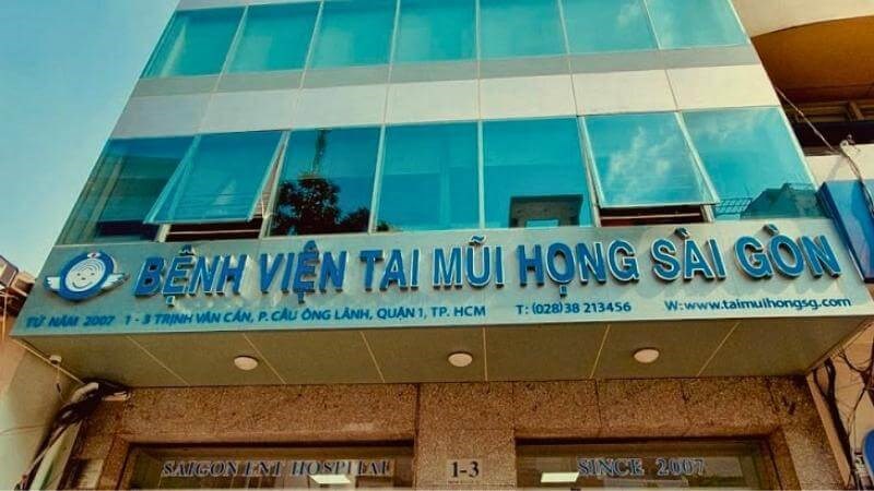 Hình ảnh viêm họng hạt trắng